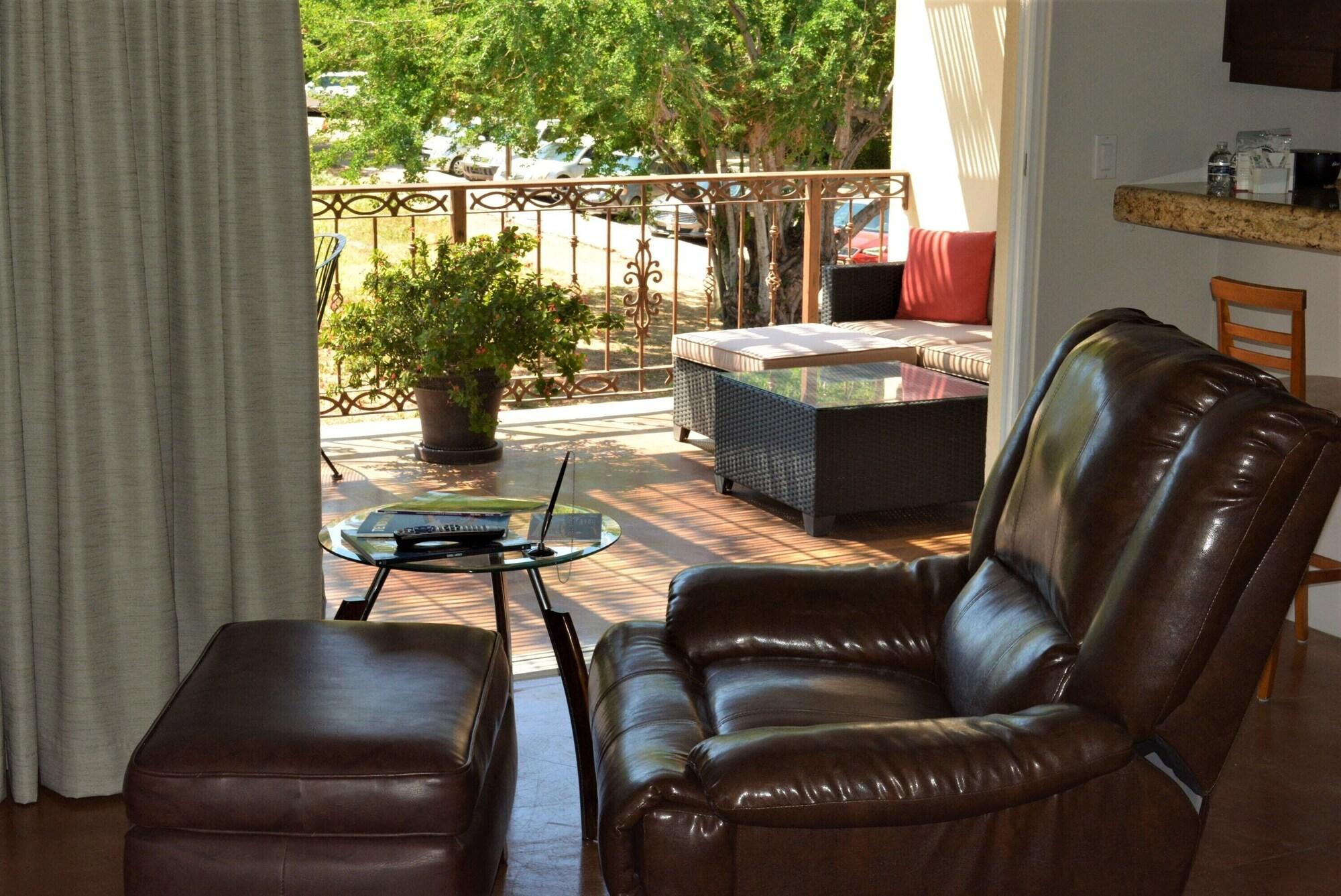 San Angel Suites 카보산루카스 외부 사진